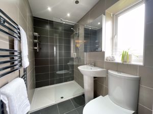 Ensuite Shower Room- click for photo gallery
